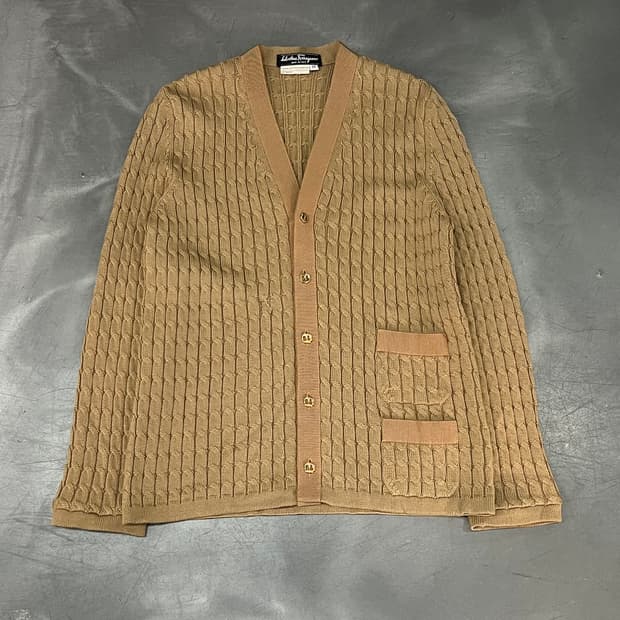  살바토레 페레가모 금장 울 가디건 y15945