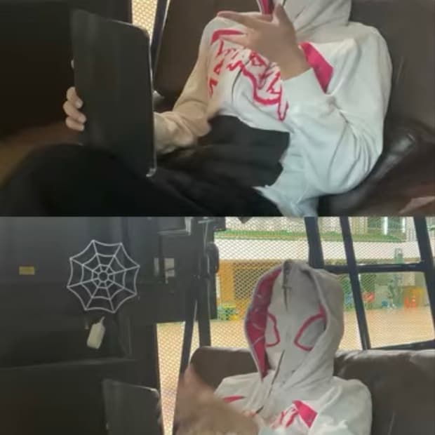 카카지 스파이더걸 후드집업