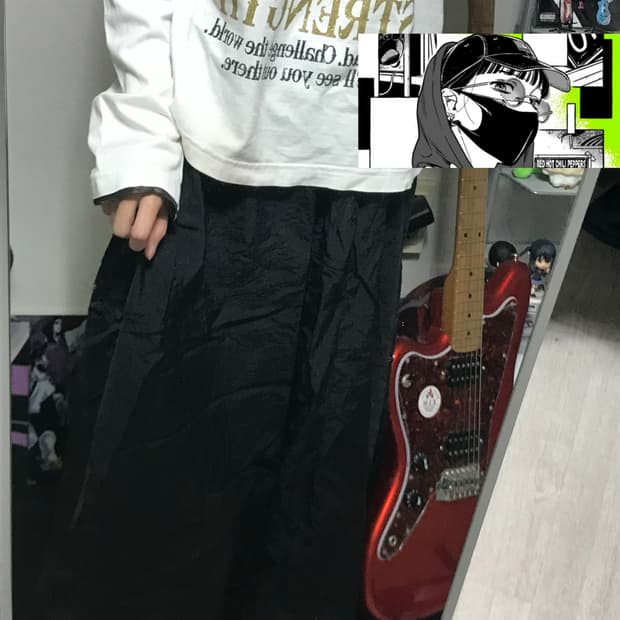 펑크 락 블랙 나일론 셔링 롱 스커트