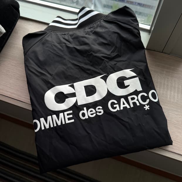 CDG 꼼데가르송 바시티 자켓