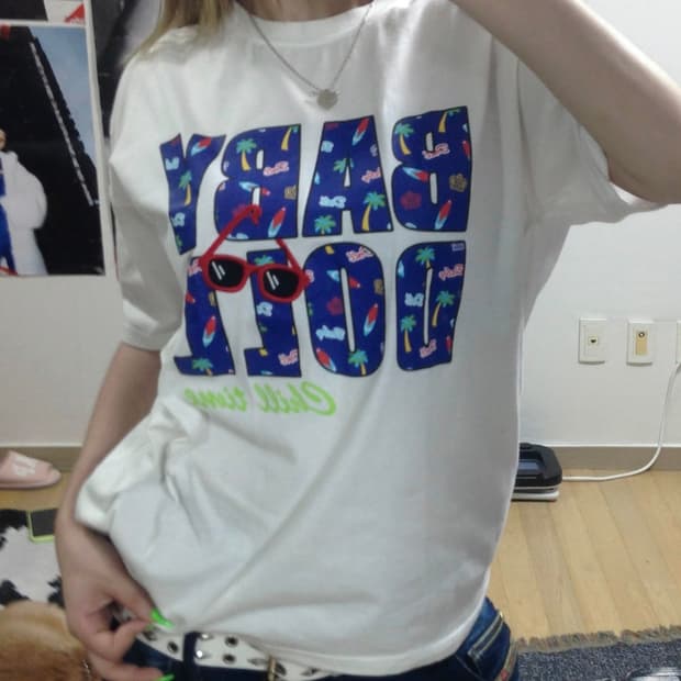 베이비돌 Y2K 빈티지 로고 패치 반팔 티셔츠