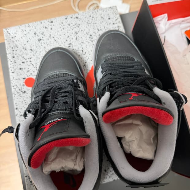 조던4 브레드 275