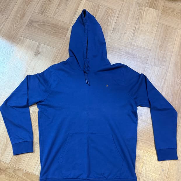 도플갱어 후드티