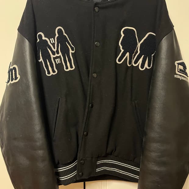 노메뉴얼 바시티자켓