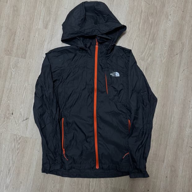 노스페이스 로고 후드 바람막이 자켓 S/90 