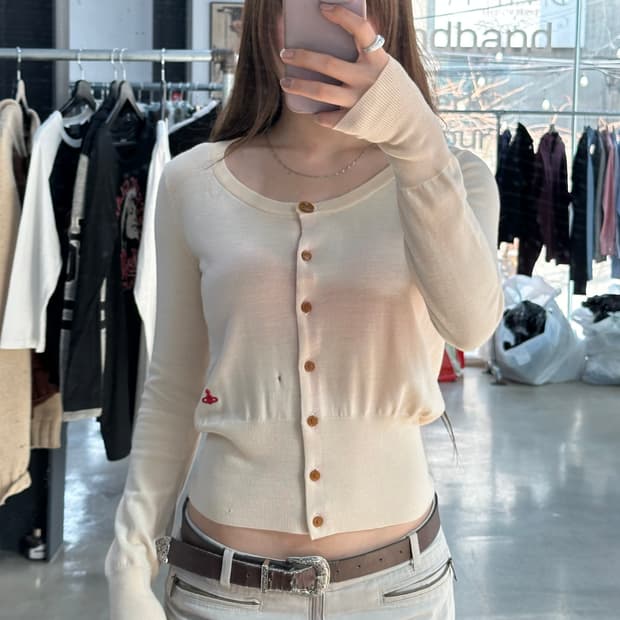 비비안웨스트우드 레드라벨 자수 울 가디건