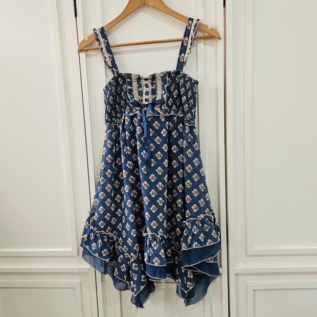 엑시즈팜 (axes femme) 플라워 패턴 레이스 끈 원피스