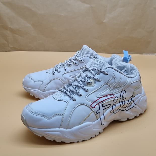 휠라 스플라인스크리트 운동화220