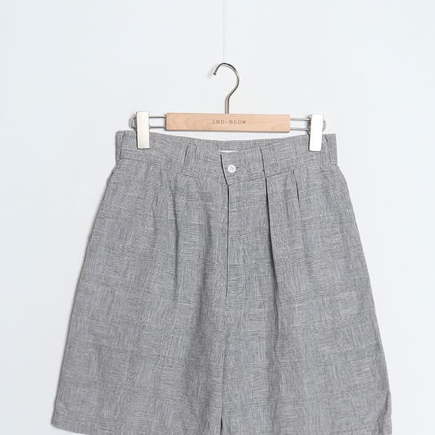 DO!FAMILY CO Check Shorts (28)