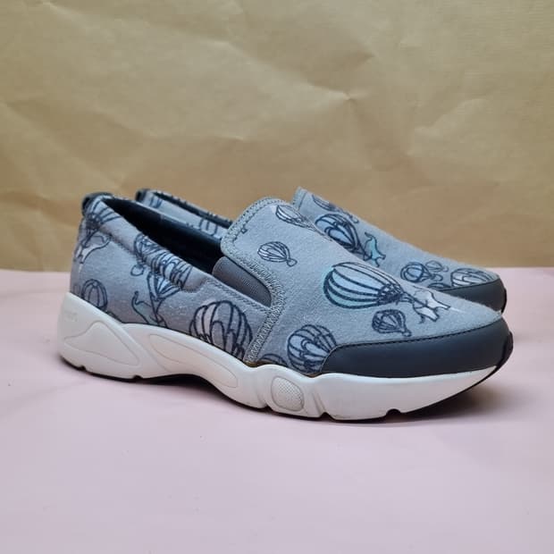 구호 여성슬립온230