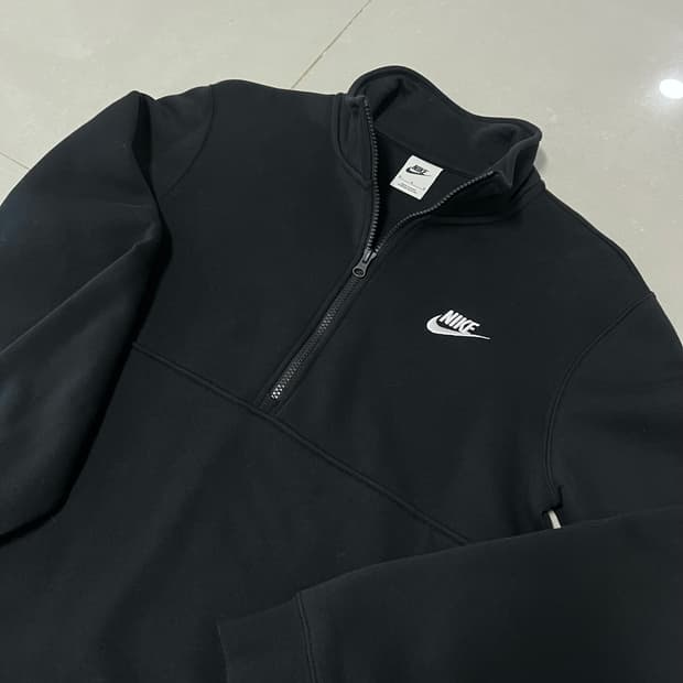 나이키 반집업 맨투맨