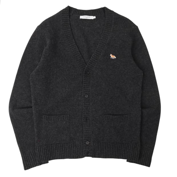 메종키츠네 챠콜 폭스패치 울 가디건