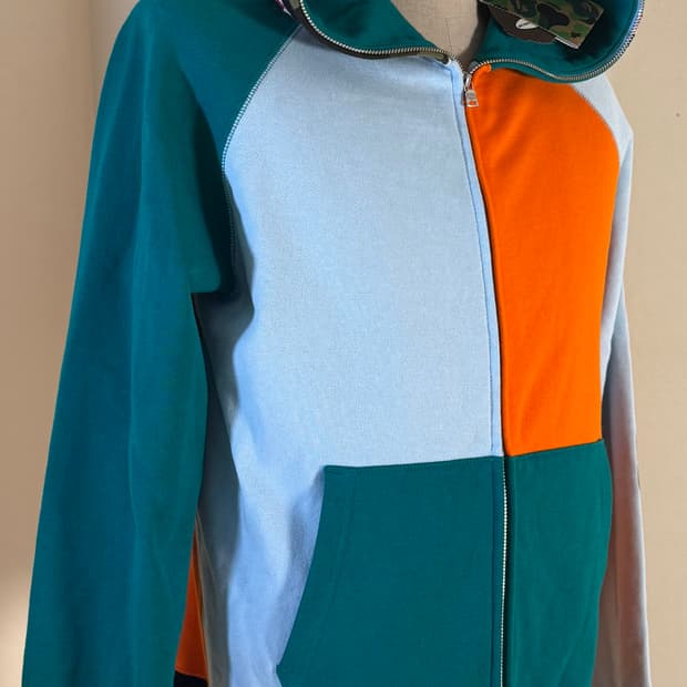 BAPE 샤크 풀집업 후드 / 새상품 태그O / 희귀 컬러 / L