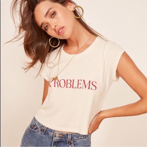 리포메이션 ‘problems’ 반팔탑