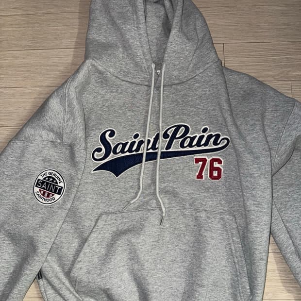 saint pain 후드집업