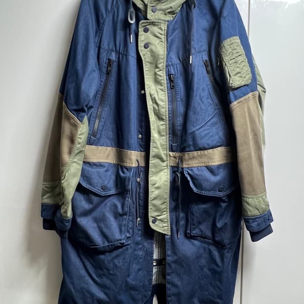 화이트마운티니어링 x 리바이스 콜라보 자켓
