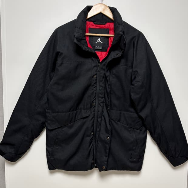 나이키 조던 덕다운 패딩 자켓