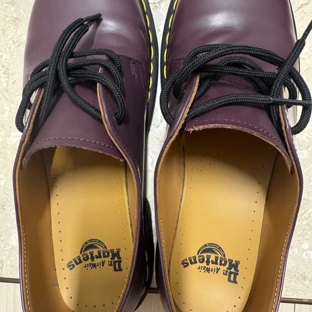 닥터마틴 1461 체리 판매합니다