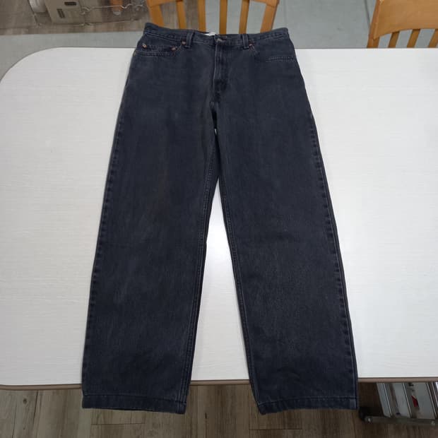 33 03's 리바이스550 RELAXED 테이퍼드핏 블랙 33-437