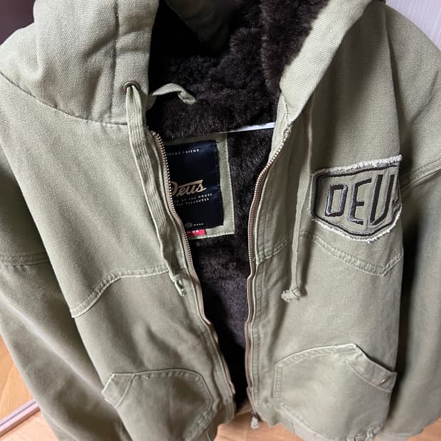 데우스 25fw 후드워크자켓 L