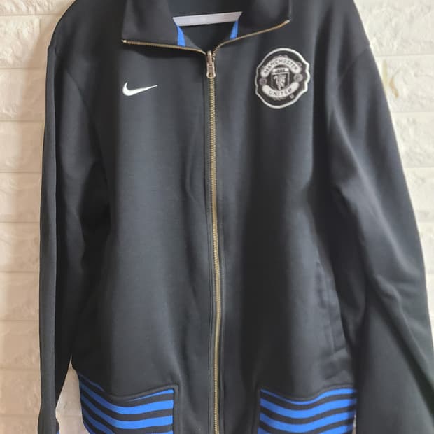 나이키 맨유 트랙 자켓(100)