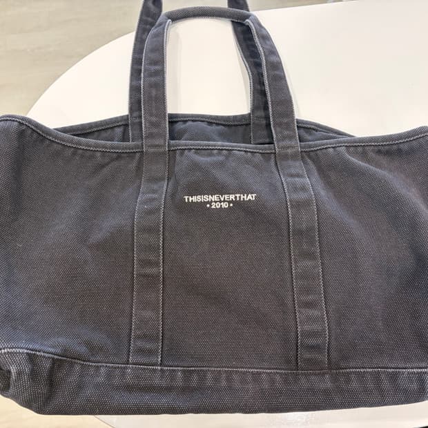 디스이즈네버댓 캔버스 토트백 차콜