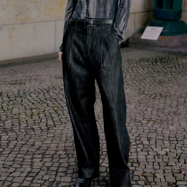 포트너스 Two Tuck Wide Black Jeans