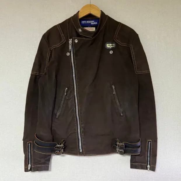 준야와타나베 루이스레더 자켓 M 구합니다
