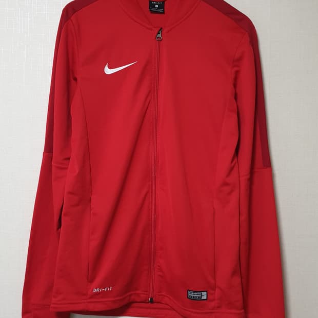 나이키 드라이핏 집업 95사이즈