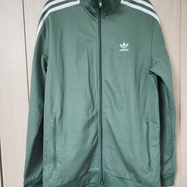 아디다스 베켄바우어 카키  트랩탑 져지 사이즈XL