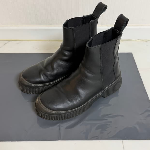 COS 청키 레더 부츠 블랙 EUR 40