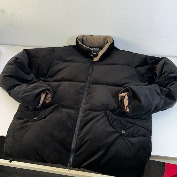 M 프리즘웍스 블랙 벨벳 구스다운 패딩