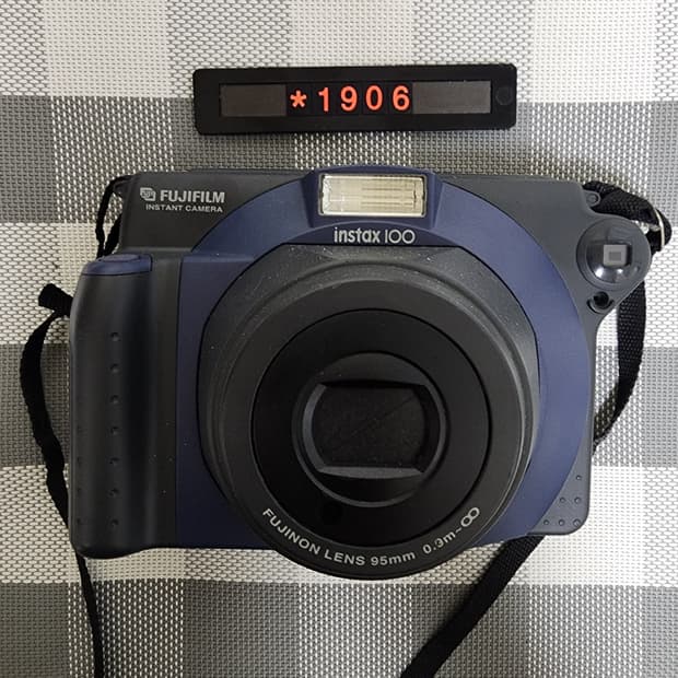 후지필름 인스탁스 와이드 100 폴라로이드 카메라
