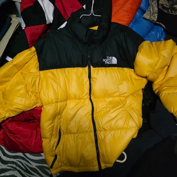 노스페이스 눕시 700 패딩 XL 노랑