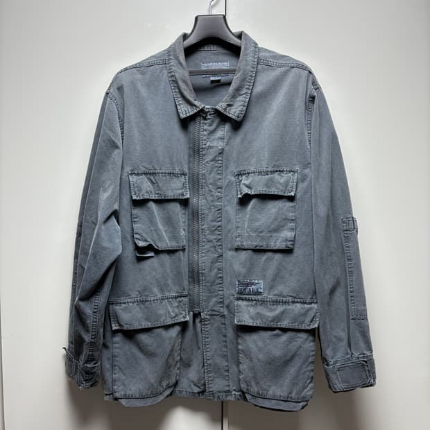 디스이즈네버댓 자켓