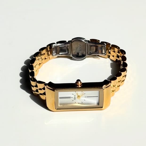 IEKE Gold Rectangular Quartz Watch