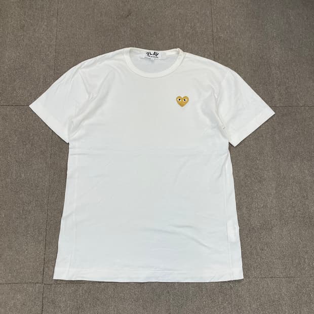 PLAY COMME des GARCONS 꼼데가르송 티셔츠
