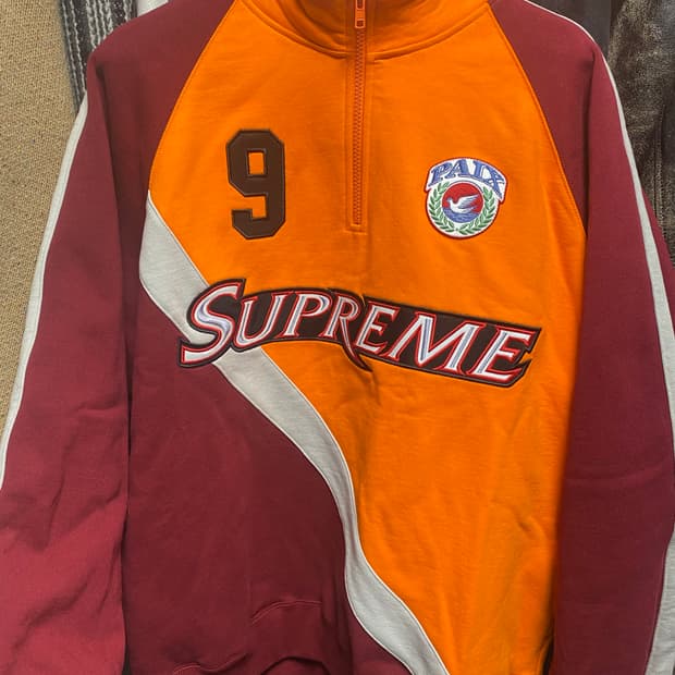 슈프림 이큅 하프집업 스웻셔츠