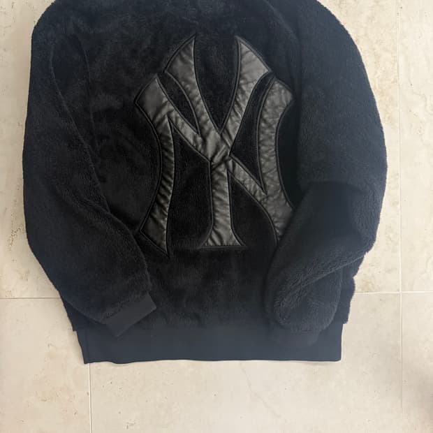 뉴에라 뉴욕 양키스 맨투맨