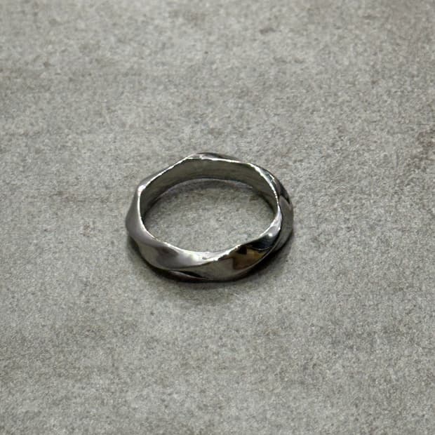 Twist ring- 꼬임 반지