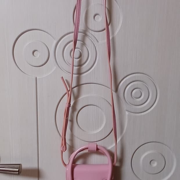 파인더 카푸어 미니크로스백 