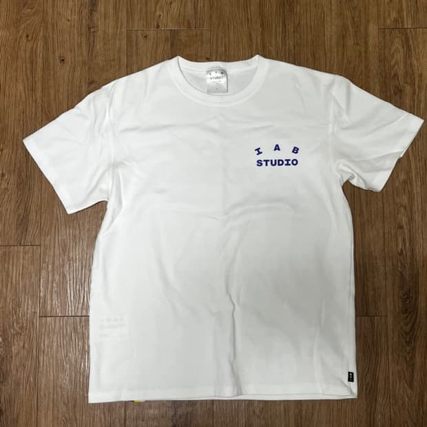 아이앱스튜디오 10주년 반팔티 2장