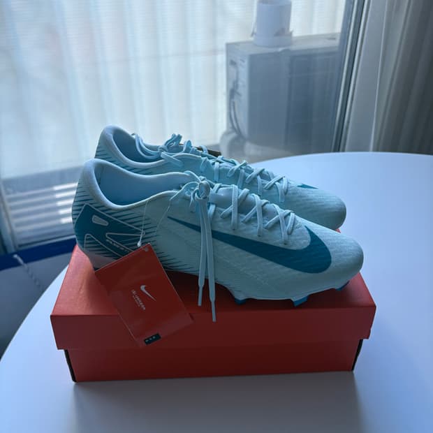 새상품 나이키 머큐리얼 축구화 베이퍼 16 아카데미 MG