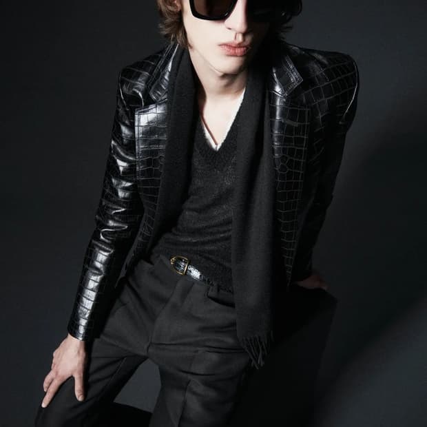 톰포드 크록이펙트 싱글 블레이저 자켓