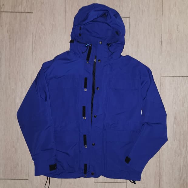 2002 sophnet mountain jacket