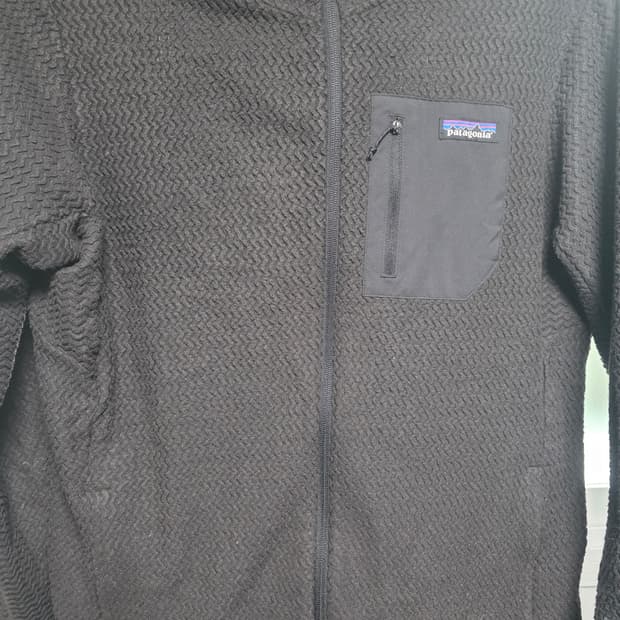 파타고니아 R1 에어 풀집 후디  블랙 [L]