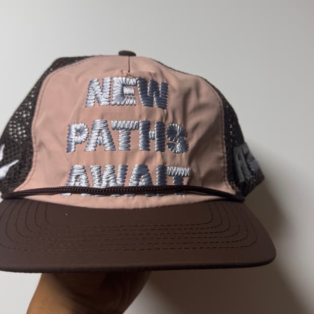 알렉스조노 우즈 캡