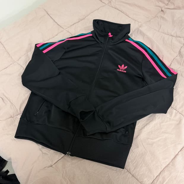 아디다스 파이어버드 블랙 핑크