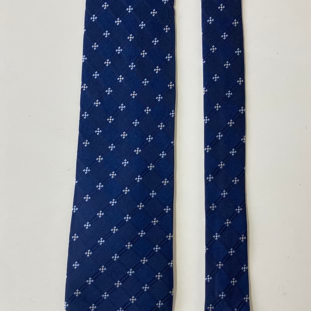 DKNY 넥타이