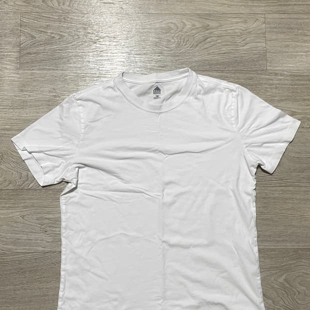 [M] 베이직하우스 흰색 반팔 티셔츠